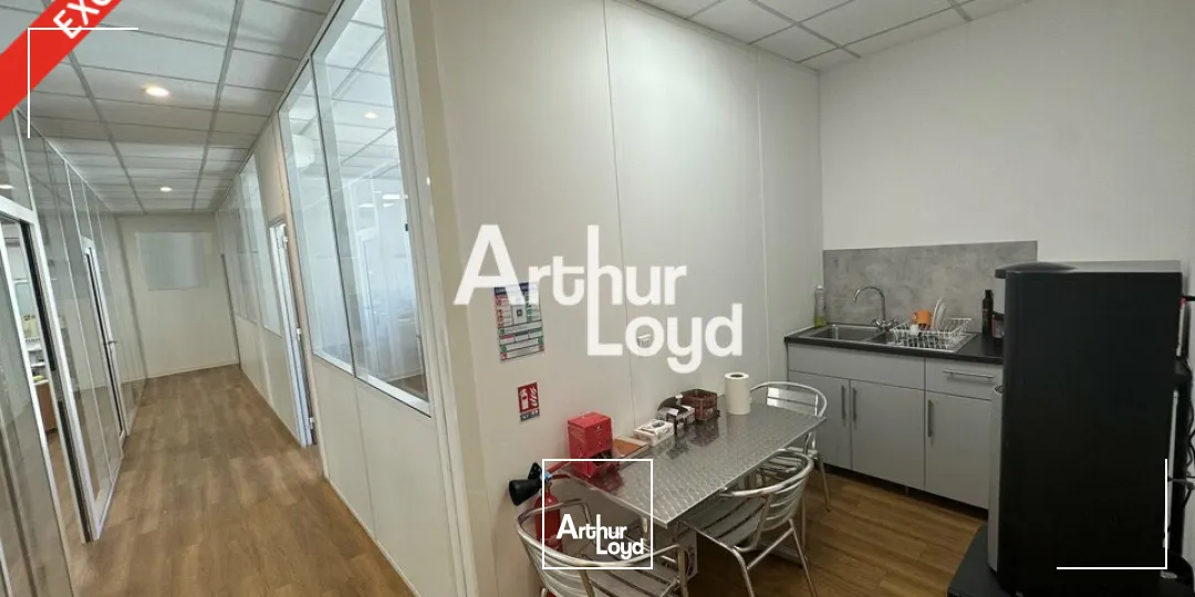 Bureaux et petit stockage sur la route de la Baronne