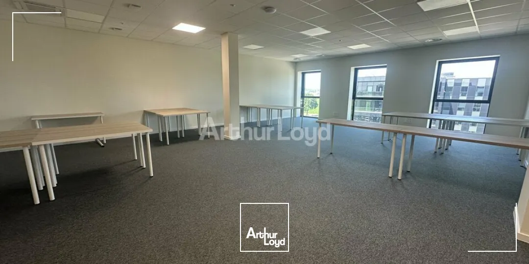 BUREAUX à LOUER de 390 m²