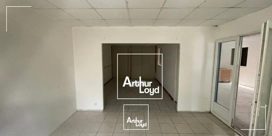 Local d'activité à louer - Montredon-des-Corbières - Proximité immédiate de Narbonne et des axes autoroutiers A9/A61