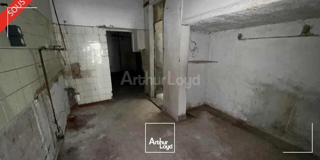 LOCAL COMMERCIAL à LOUER de 63 m²