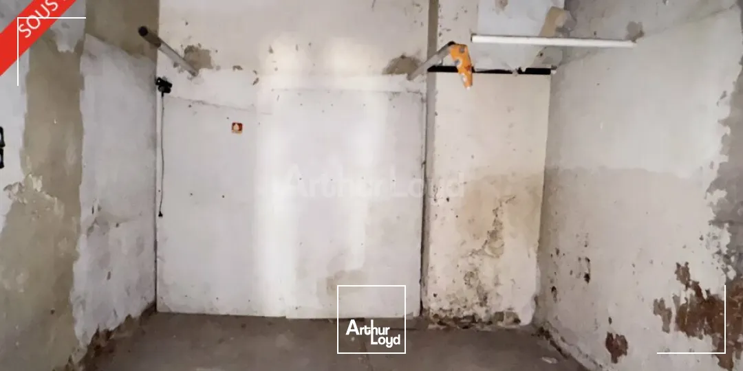 LOCAL COMMERCIAL à LOUER de 63 m²