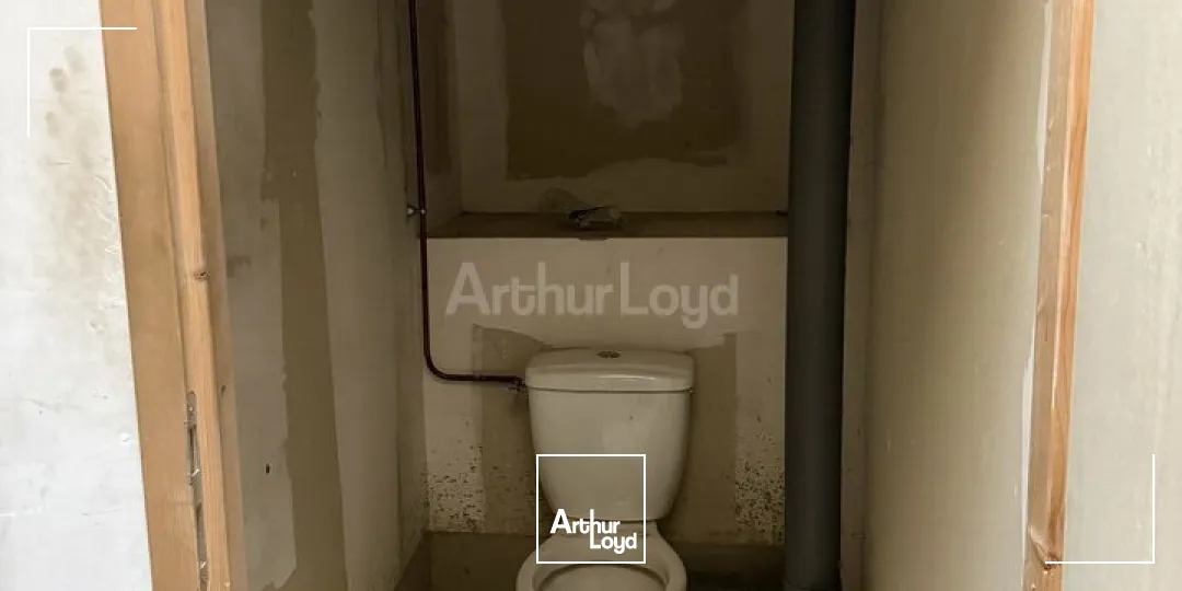 LOCAL COMMERCIAL à LOUER de 63 m²