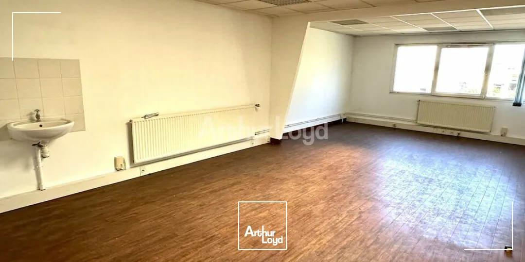 BUREAUX à LOUER de 178 m²