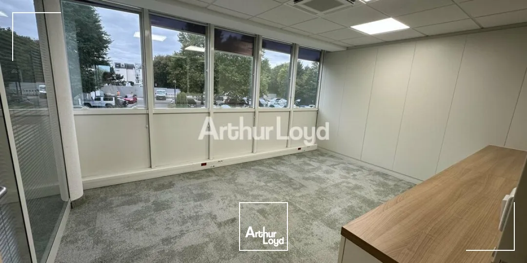 BUREAUX à LOUER de 298 m²