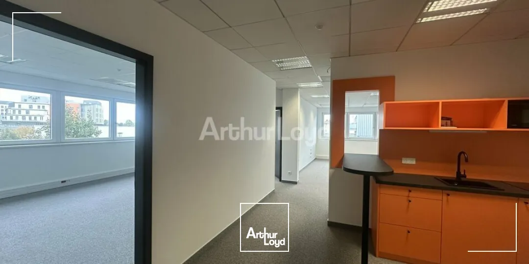 BUREAUX à LOUER de 190 m²