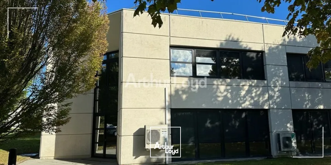 Bureaux d'environ 138 m2 - REIMS FARMAN