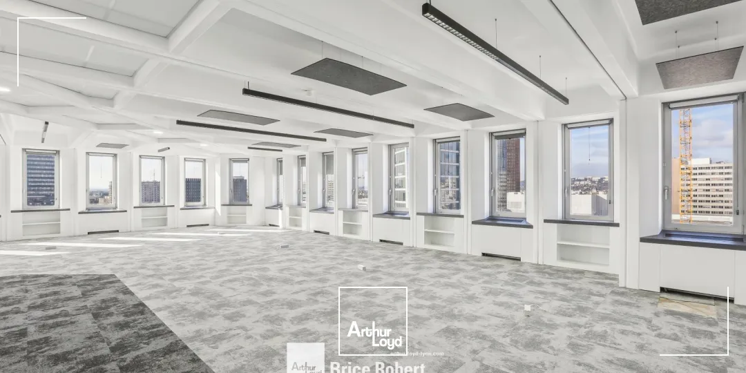 A louer - TOUR SWISSLIFE - Bureaux proches de la Gare - Lyon 3ème Part-Dieu