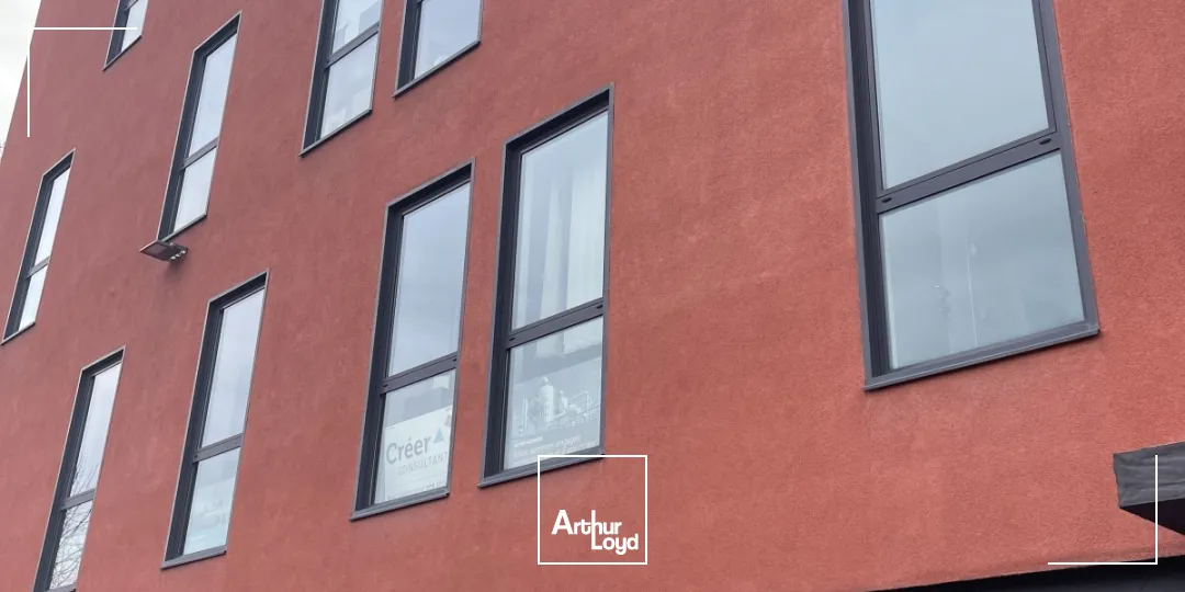 A louer - CITE PARK - Bureaux au sein d'un parc arboré - Caluire et Cuire