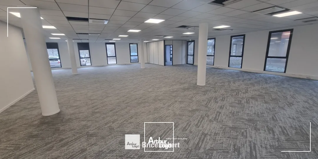 A louer - CITE PARK - Bureaux au sein d'un parc arboré - Caluire et Cuire