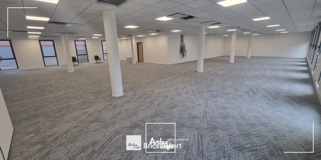 A louer - CITE PARK - Bureaux au sein d'un parc arboré - Caluire et Cuire