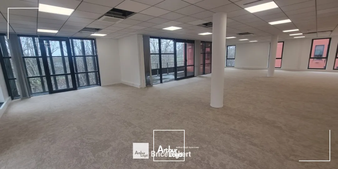 A louer - CITE PARK - Bureaux au sein d'un parc arboré - Caluire et Cuire