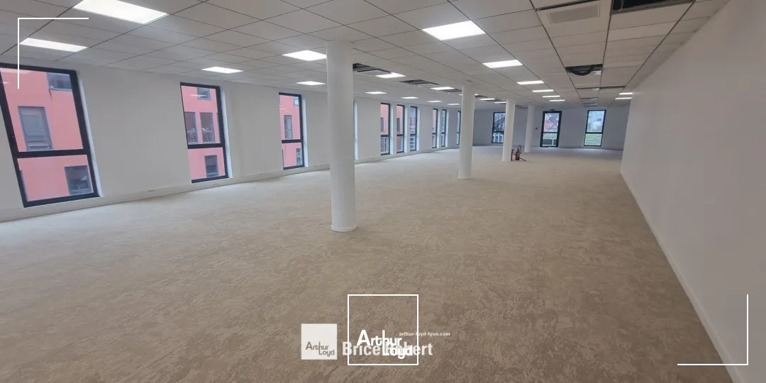 A louer - CITE PARK - Bureaux au sein d'un parc arboré - Caluire et Cuire