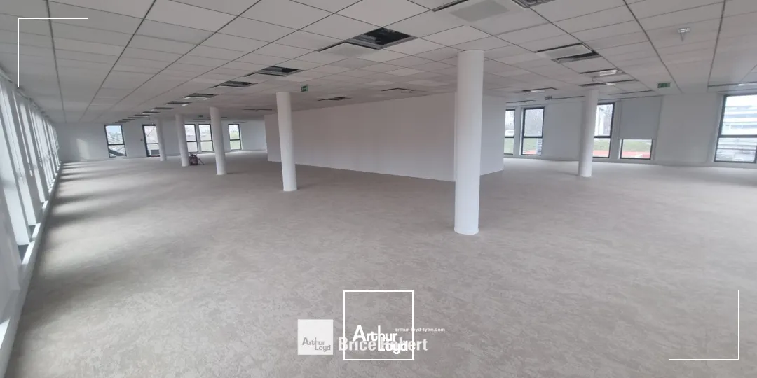 A louer - CITE PARK - Bureaux au sein d'un parc arboré - Caluire et Cuire