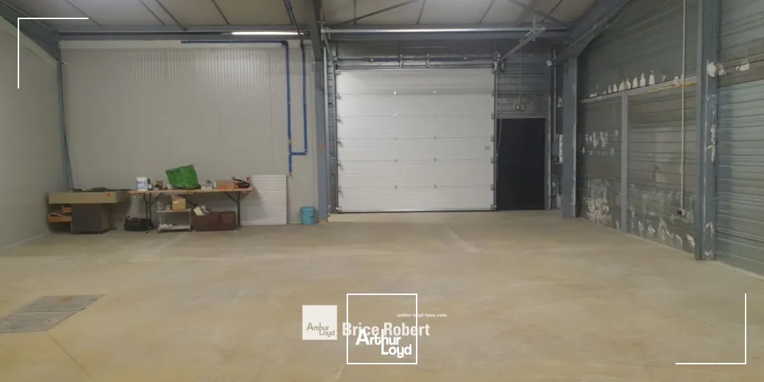 A LOUER - cellules d'activité disponible - IRIGNY