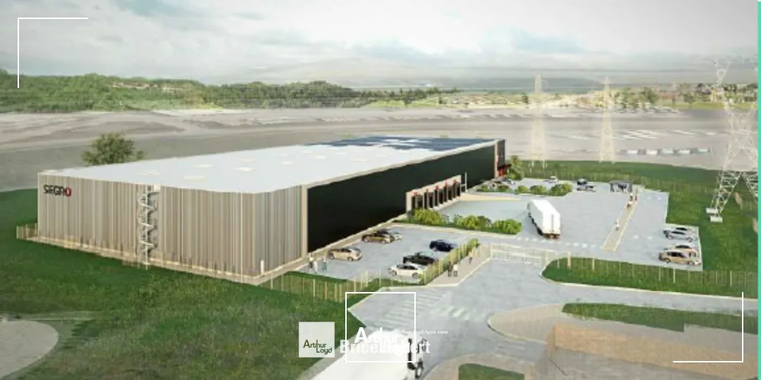 A louer - Bâtiment d'activité avec quais de déchargement clé en main - Saint Quentin Fallavier 