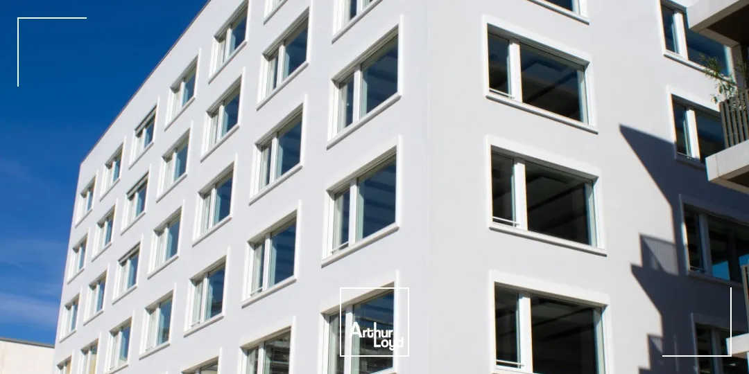 A louer - WORK #2 - Bureaux dans un immeuble tertiaire - Lyon 2ème Confluence 