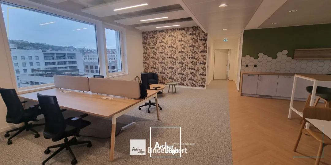 A louer - WORK #2 - Bureaux dans un immeuble tertiaire - Lyon 2ème Confluence 