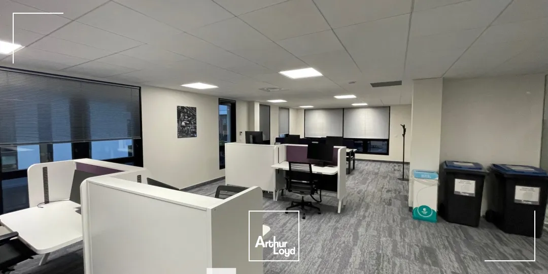 A louer - EVEREST 1 - Bureaux avec possibilité de clé en main - Genas