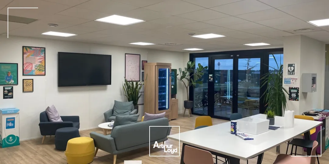 A louer - EVEREST 1 - Bureaux avec possibilité de clé en main - Genas