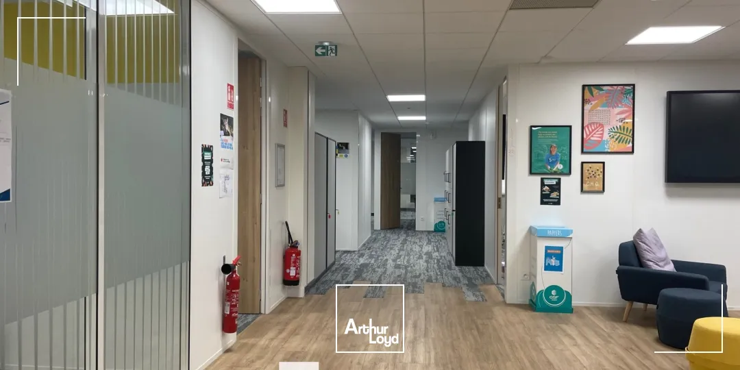 A louer - EVEREST 1 - Bureaux avec possibilité de clé en main - Genas