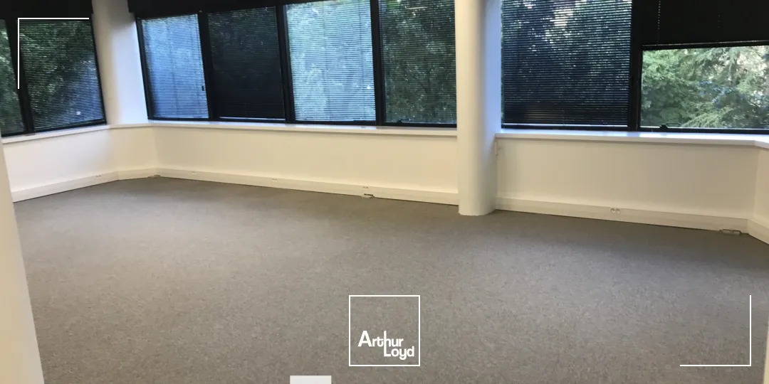 A louer - LE DANICA - Bureaux dans immeuble emblématique de la Part-Dieu - Lyon 3ème