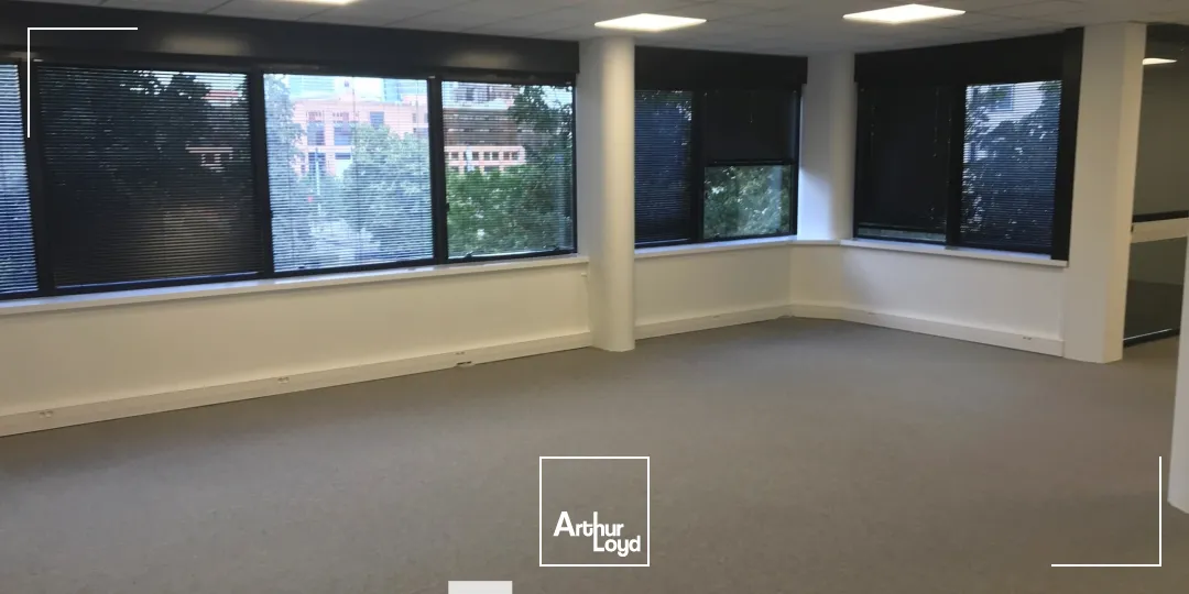 A louer - LE DANICA - Bureaux dans immeuble emblématique de la Part-Dieu - Lyon 3ème