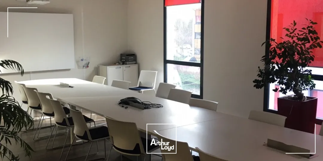 A louer - WOODSTOCK - Bureaux dans l'Est Lyonnais - Saint Priest