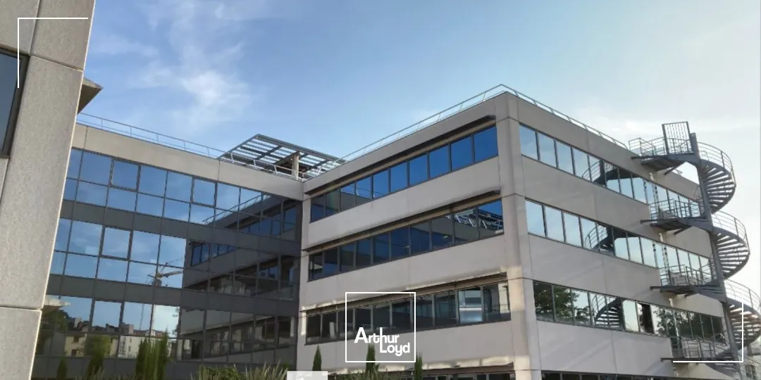 A louer - LE TELYCA - Bureaux lumineux - Caluire et Cuire