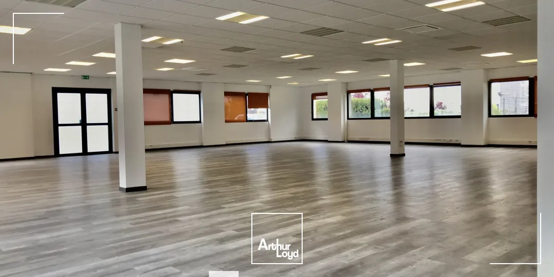 A louer - L'ENVOL - Bureaux au sein du Parc technologique - Saint Priest