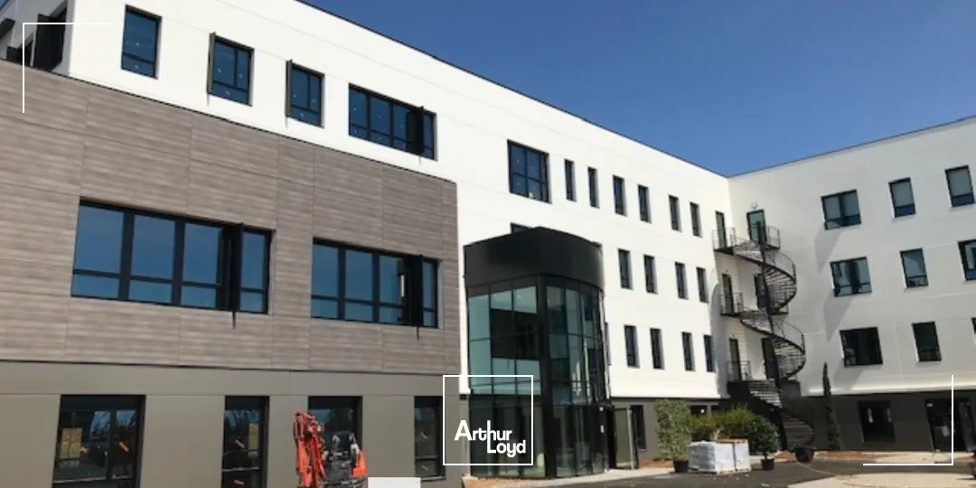 A louer - PARC EVEREST 2 - Bureaux neufs - Genas