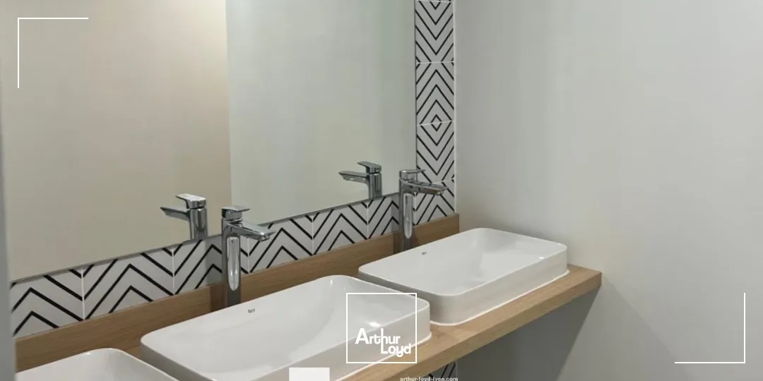 A vendre ou à louer - HELLO - Bureaux neufs avec terrasses - Limonest