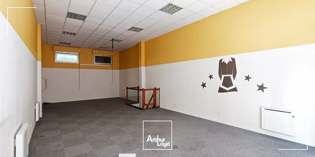 A vendre ou à louer - Bureaux en rez-de-chaussée - Lyon 6ème Brotteaux