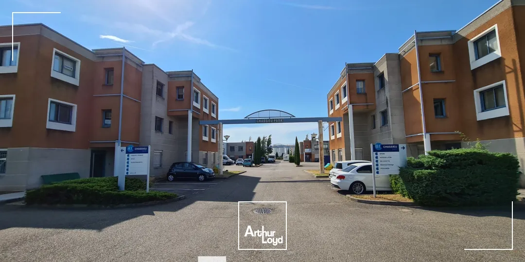 Location - CHASSIEU PARK - Bureaux proches de la Porte des Alpes - CHASSIEU