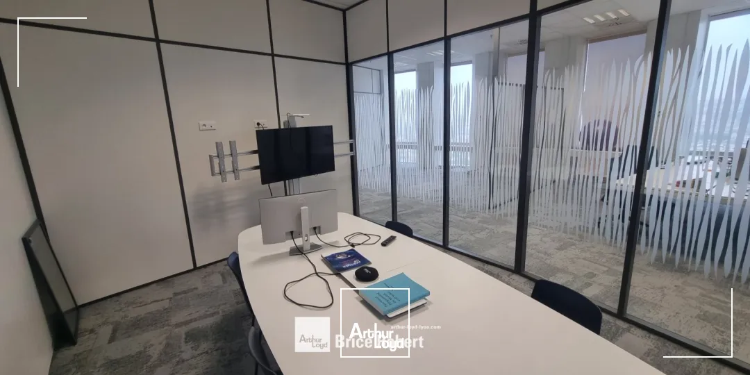 A louer - TOUR PART DIEU - Bureaux dans l'immeuble emblématique de la 