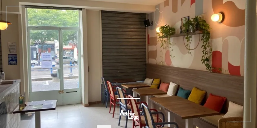 A louer - Locaux commerciaux lumineux - Lyon 7ème