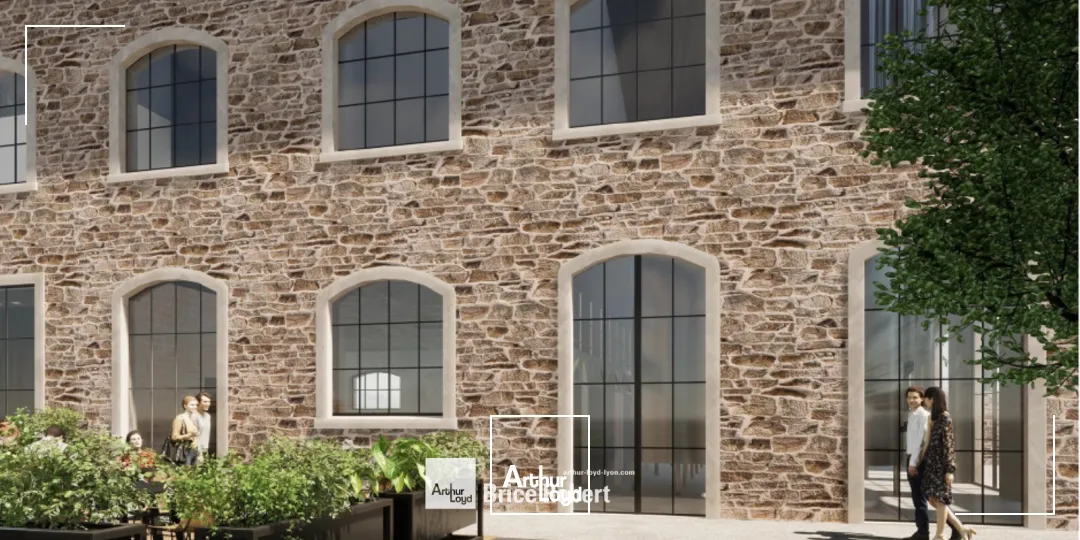 Locaux d'activités avec places de parking - proche route de Brignais à Chaponost