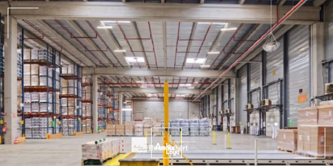 Entrepôt de logistique à louer - Proximité de Lyon - ZI Mions / Corbas.