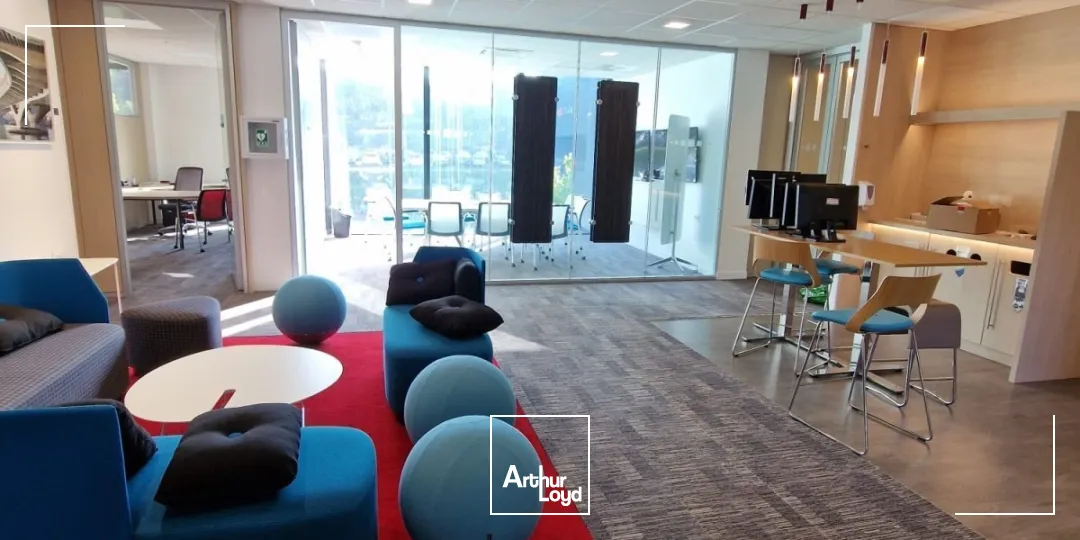 A louer - STREAM - Bureaux dans immeuble indépendant sur la Techlid - Limonest