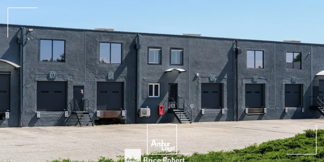 A LOUER - Lots d'activité ZI Vénissieux -CORBAS