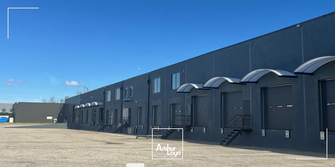 A LOUER - Lots d'activité ZI Vénissieux -CORBAS