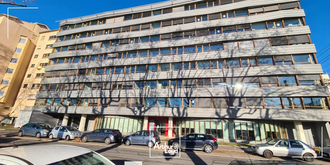 A louer - O SAONE - Bureaux rénovés - Lyon 5ème