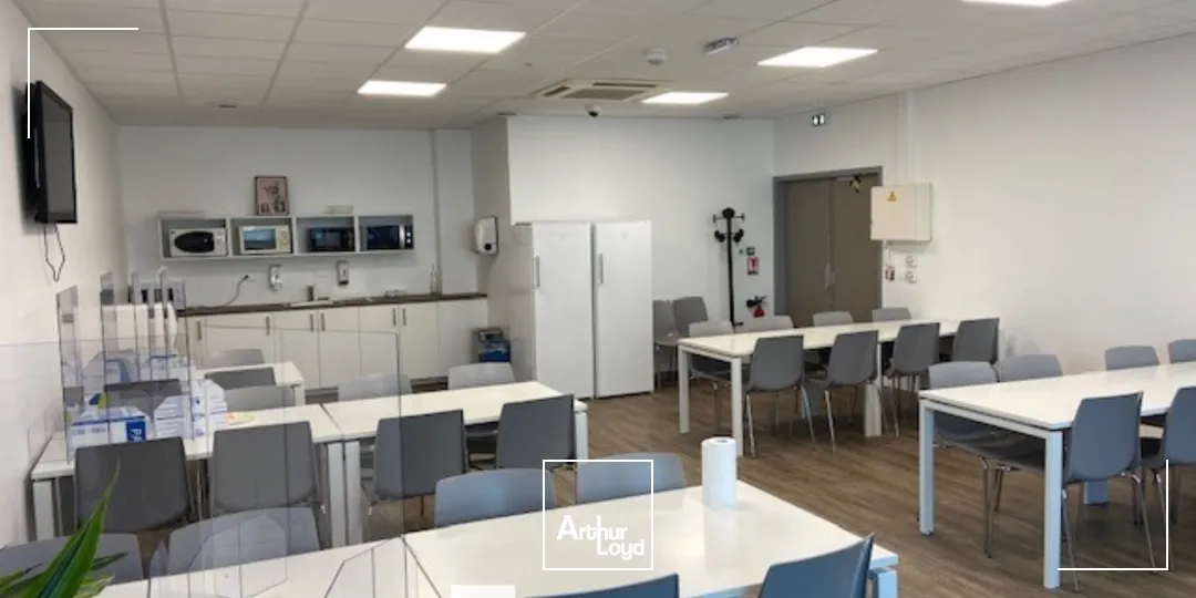 A louer - LES CARRES DU PARC - Bureaux sur la Techlid - Champagne au Mont d'Or