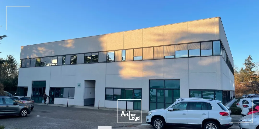 A louer - LES CARRES DU PARC - Bureaux sur la Techlid - Champagne au Mont d'Or