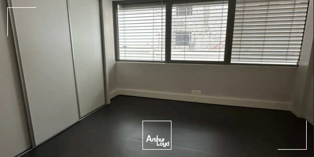 A vendre - Bureaux dans un immeuble indépendant - Caluire et Cuire