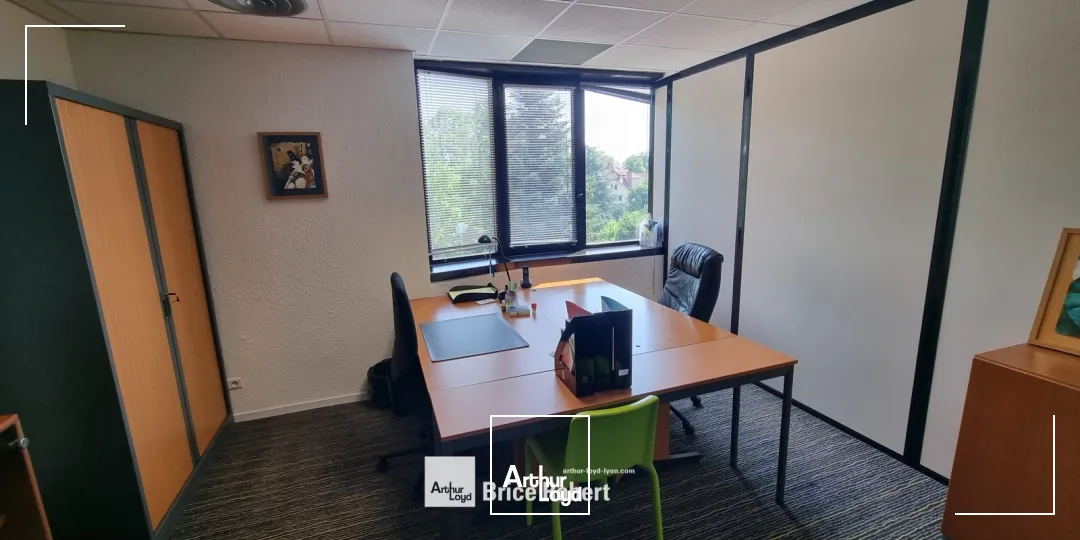 A louer - PARC DE CRECY - Bureaux en R+1 - Saint-Didier-au-Mont-d'Or
