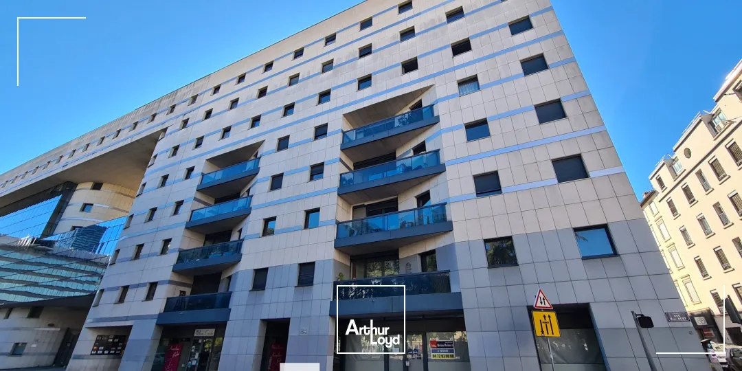 A vendre - LA VILLARDIERE - Bureaux en rez-de-chaussée - Lyon 3ème Part- Dieu