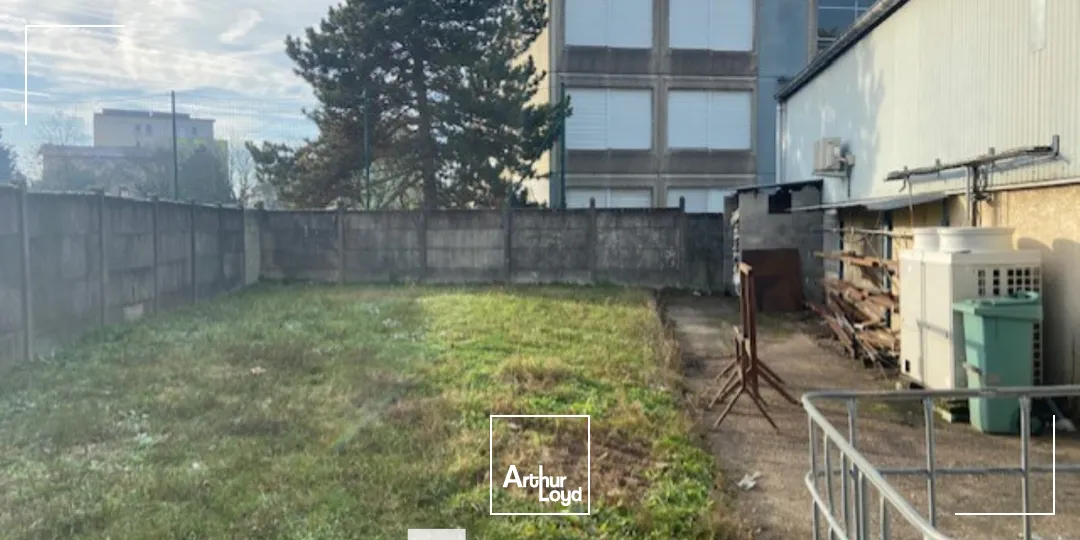 Locaux d'activité à louer - Vaulx en velin