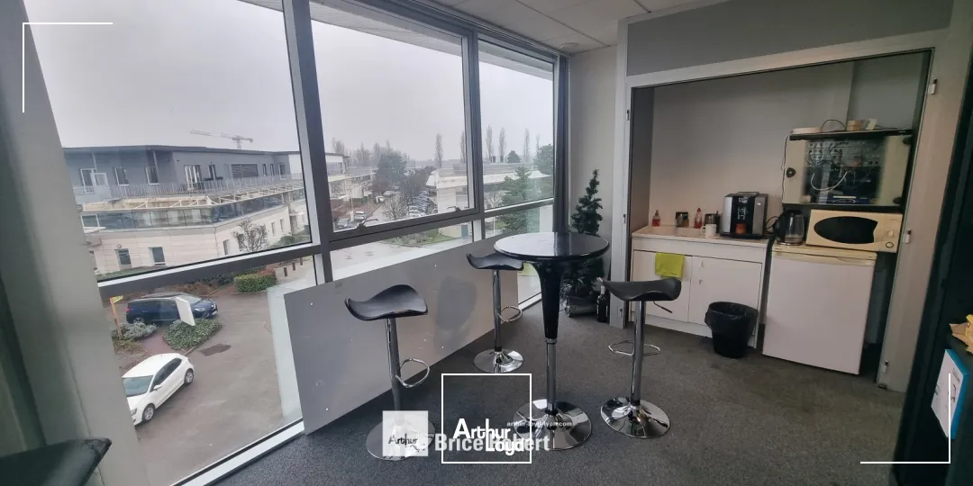 A louer - EUROPARC DU CHENE - Bureaux au 2ème étage - Bron 