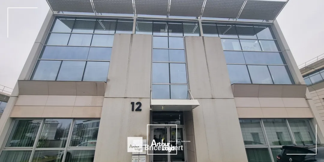 A louer - EUROPARC DU CHENE - Bureaux au 2ème étage - Bron 