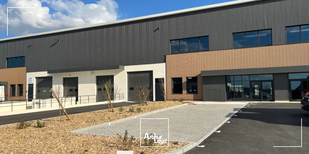 LOCATION - Bâtiments neufs Ecoparc du Lyonnais - SAINT-PRIEST